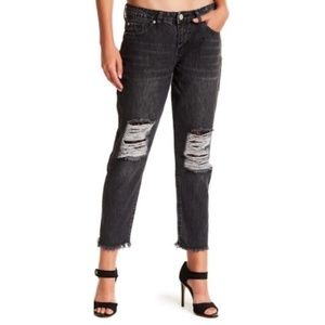 Ashley Mason Black lace patch frayed cuff jeans